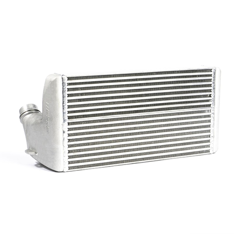 CTS TURBO BMW F30/F31/F34/F36 3 series and 4 series intercooler – RACE CORE for undefined
