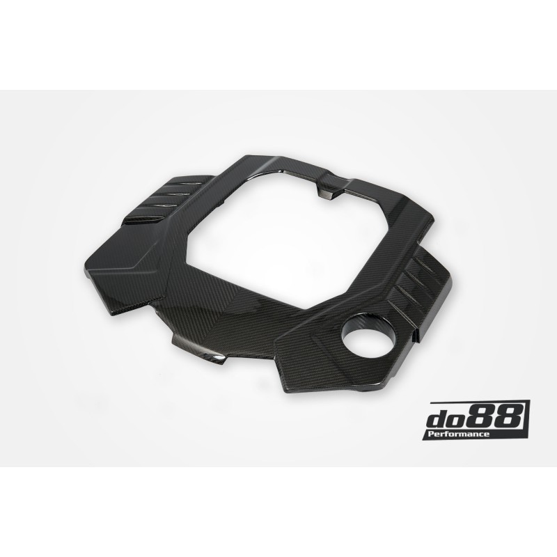 Carbon fiber engine cover, Audi RS6 RS7 C8