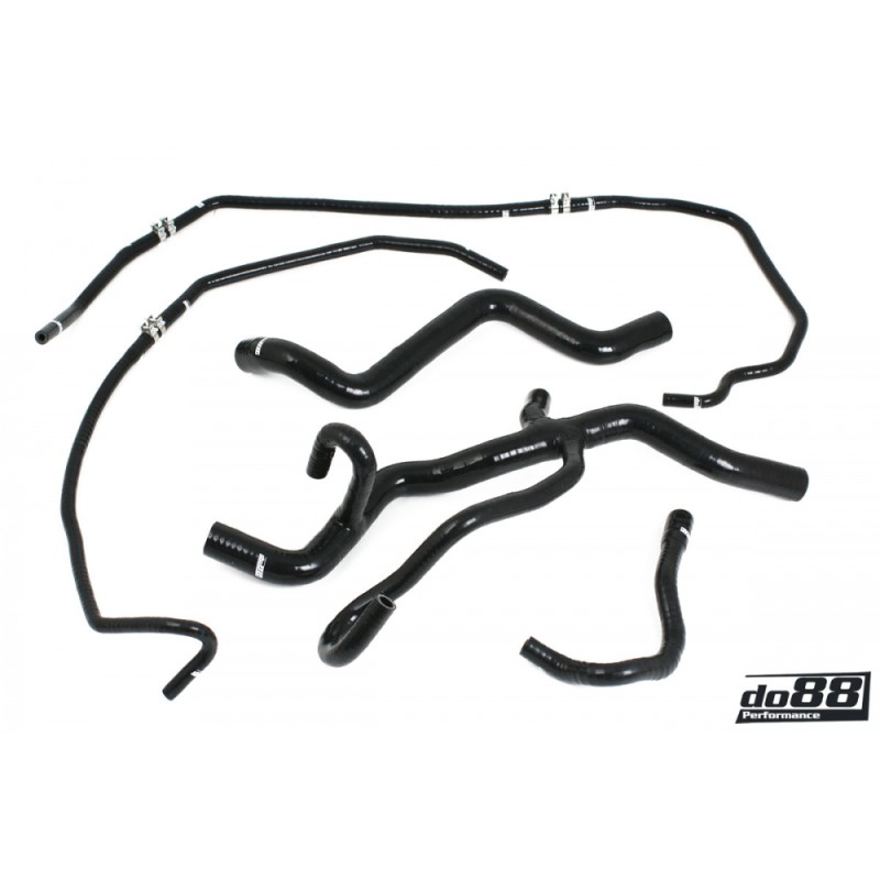 Volvo C30/C70/S40/V50 Turbo Automatic 04-13 Coolant hoses Black
