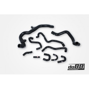 Volvo S60/V60/V70/XC70/S80 T4 T5 2.5FT Automatic 07-16 Coolant hoses Black
